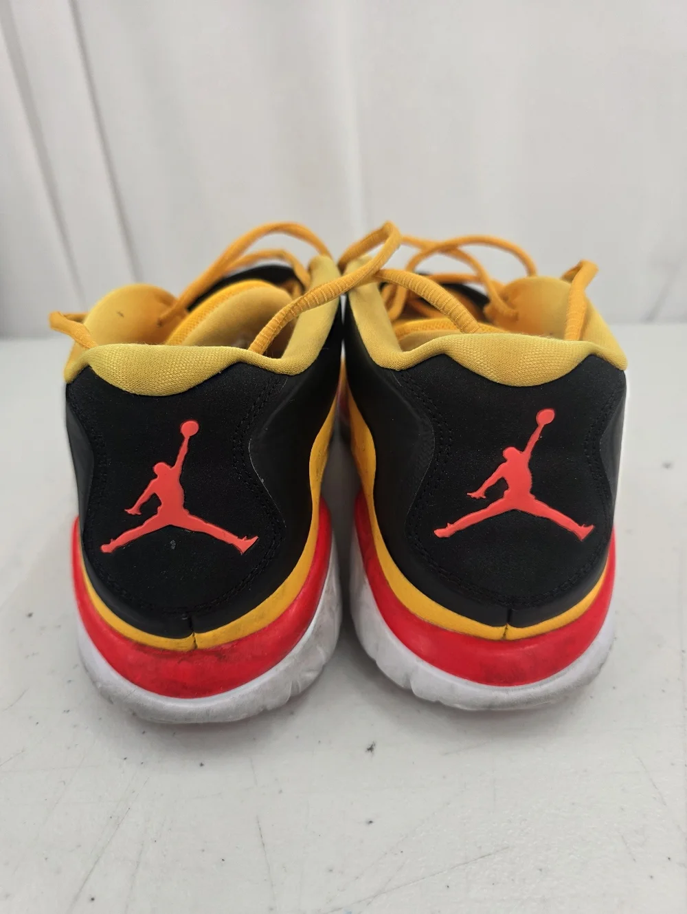Nike Jordan Flight Flex Trainer 2 Goat Men's Size 10.5 768911-803 Yellow Orange.